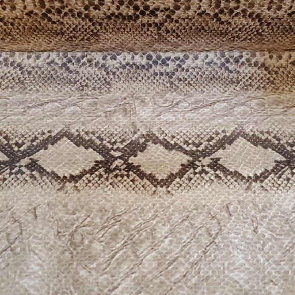 Python Patterned Tray NWOT! - Picture 3 of 8